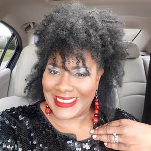 Meet your Posher, Alva